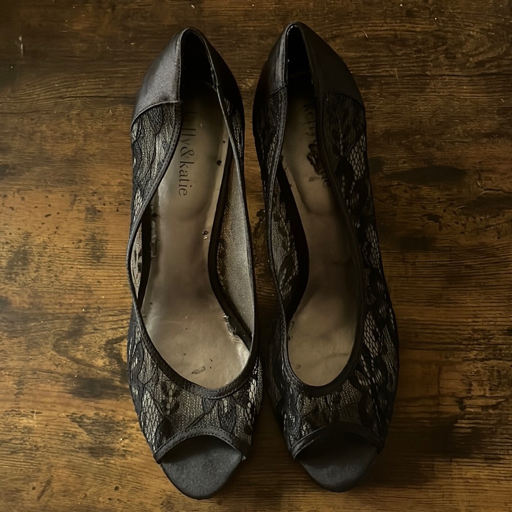Black laced heels